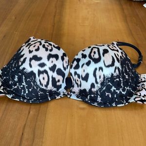 Victoria’s Secret Very Sexy push-up bra.